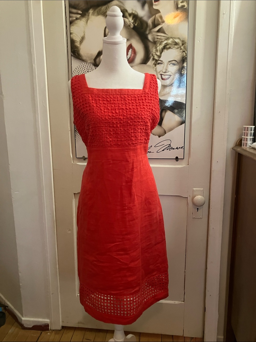 Punt Roma Sleeveless 100% linen Midi Dress